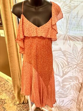 Joie 100% Silk Coral Pink Ruffle Midi Dress Size Small One Shoulder Look Resort